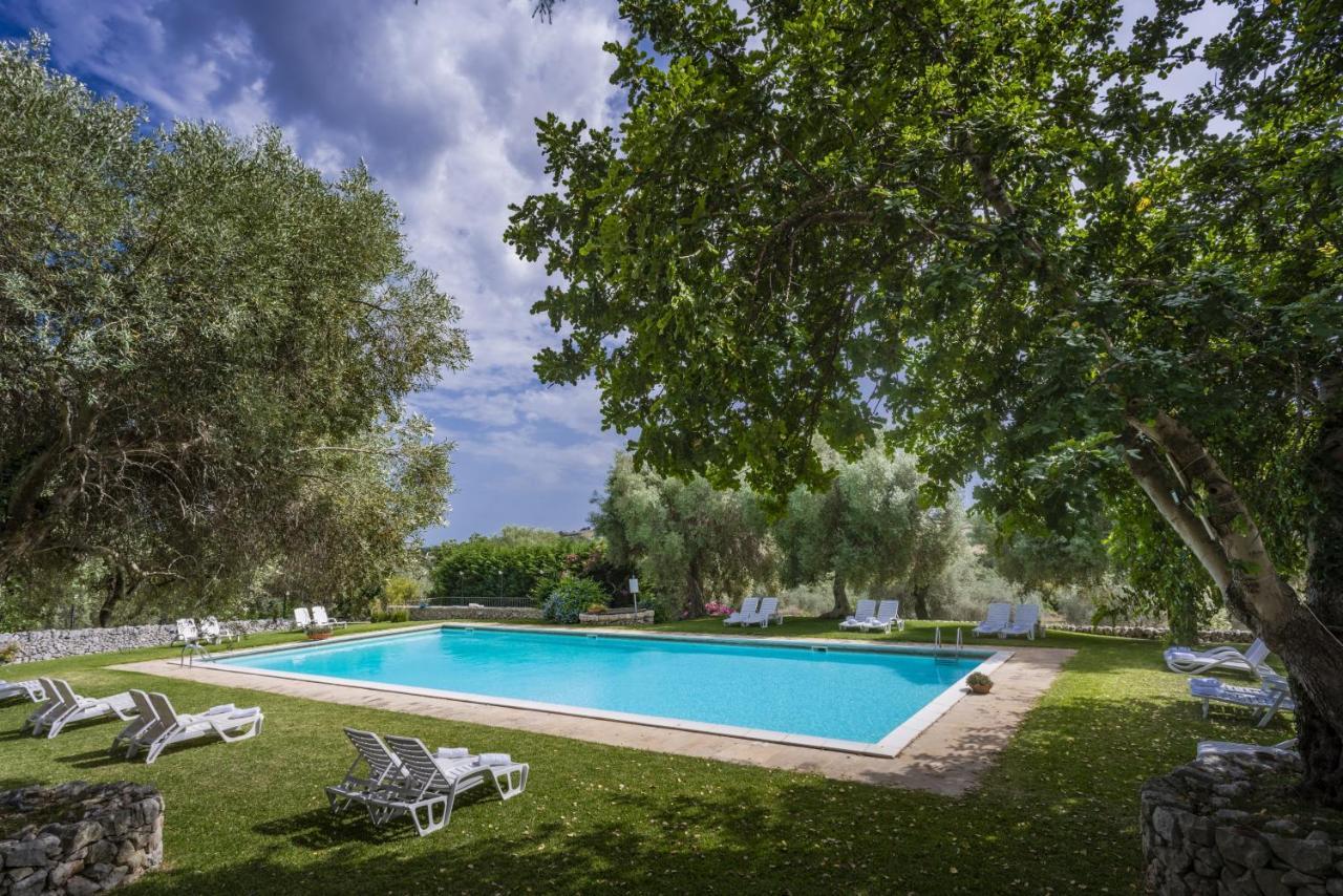 Agriturismo Borgo Degli Ulivi Canicattini Bagni Экстерьер фото