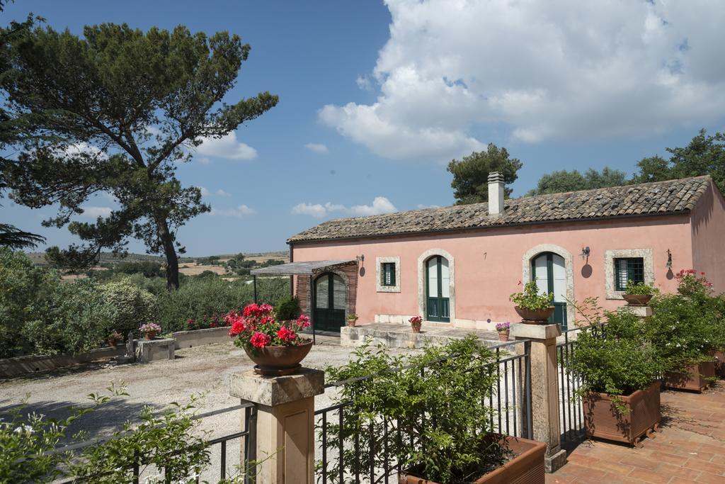 Agriturismo Borgo Degli Ulivi Canicattini Bagni Экстерьер фото