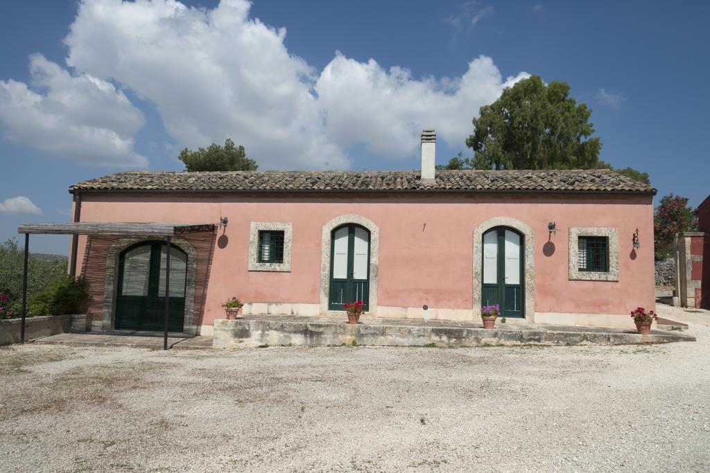 Agriturismo Borgo Degli Ulivi Canicattini Bagni Экстерьер фото